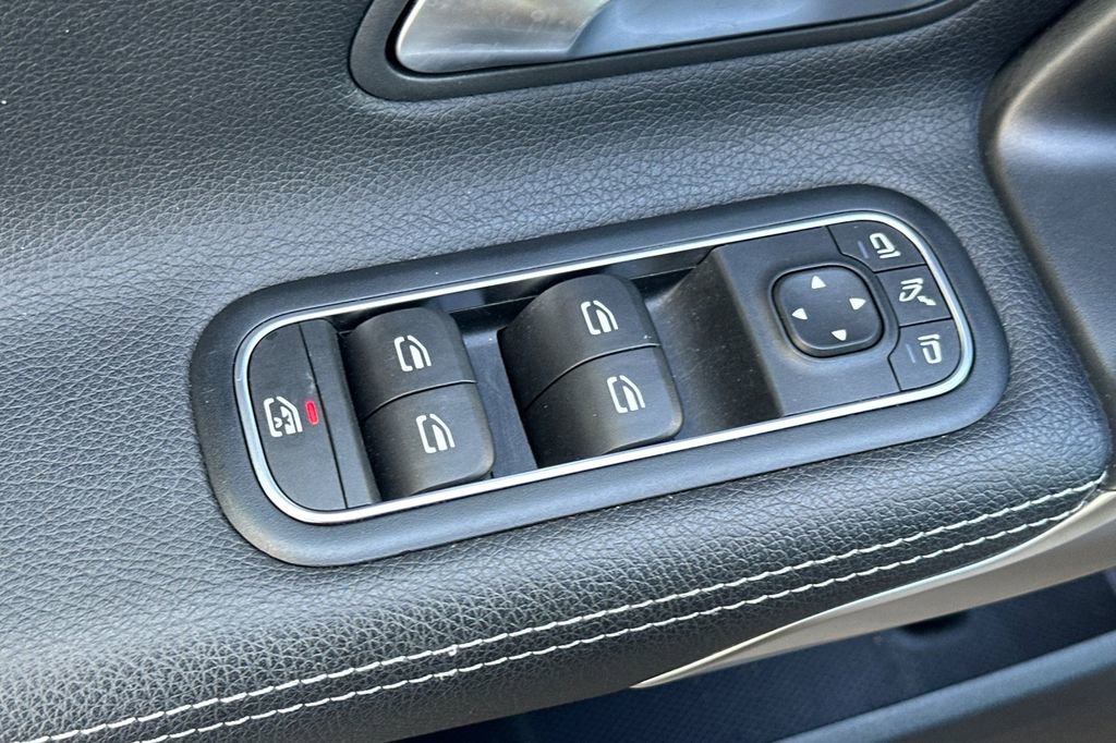 Used 2021 Mercedes-Benz CLA 250 image 11