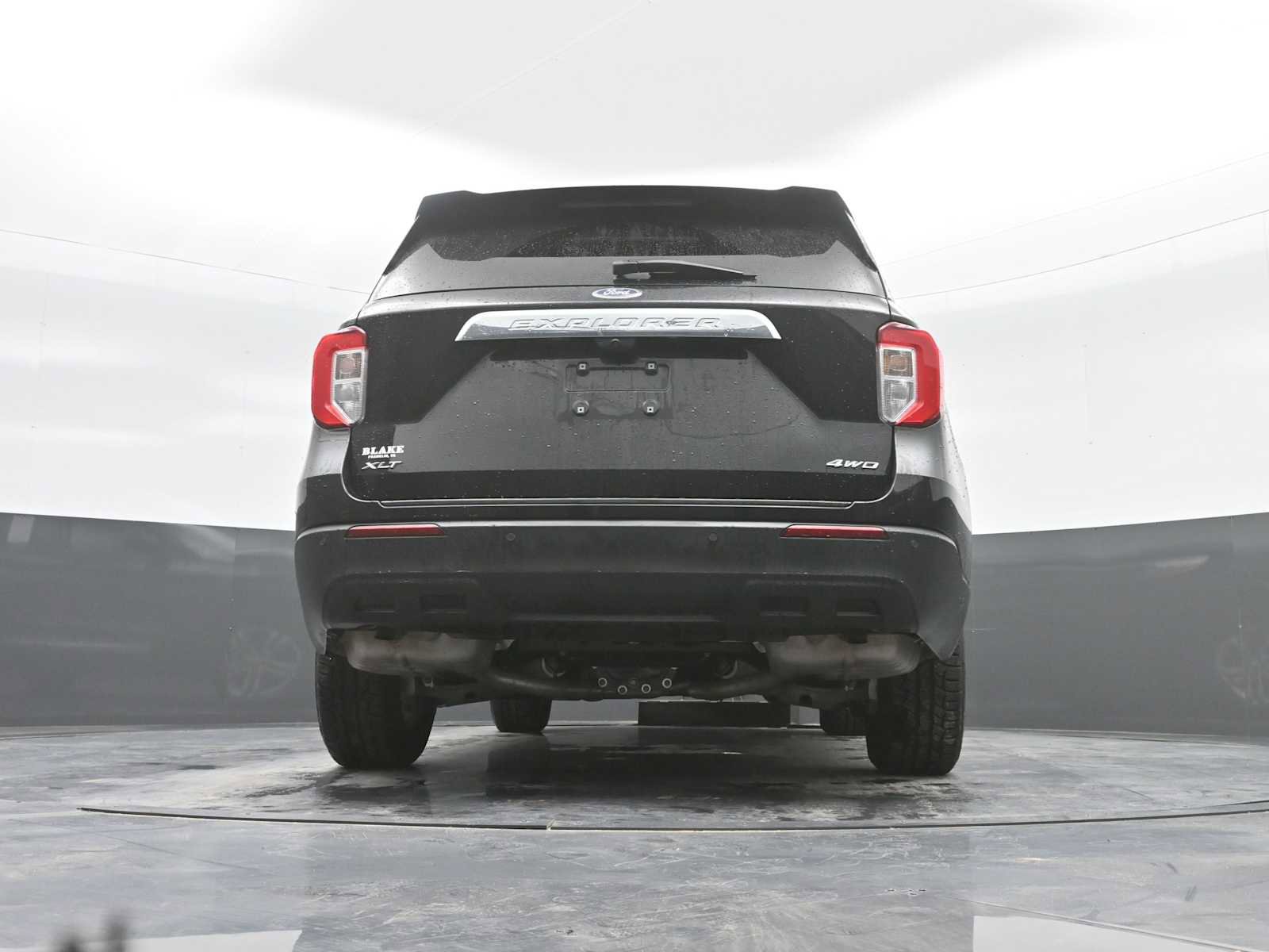 Used 2022 Ford Explorer XLT image 35