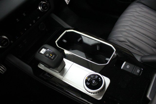 New 2025 Mitsubishi Outlander SEL image 14