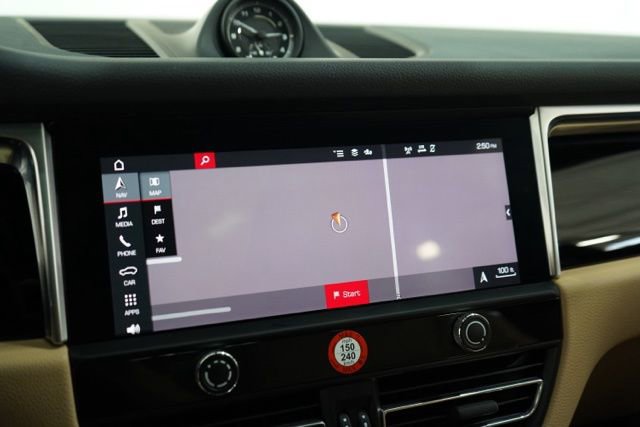 Used 2023 Porsche Macan Turbo AWD/4WD image 25