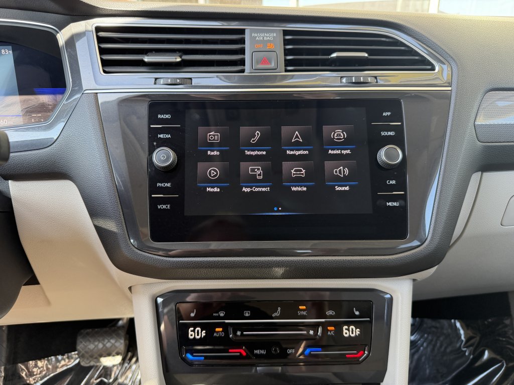 Used 2022 Volkswagen Tiguan SE FWD image 20