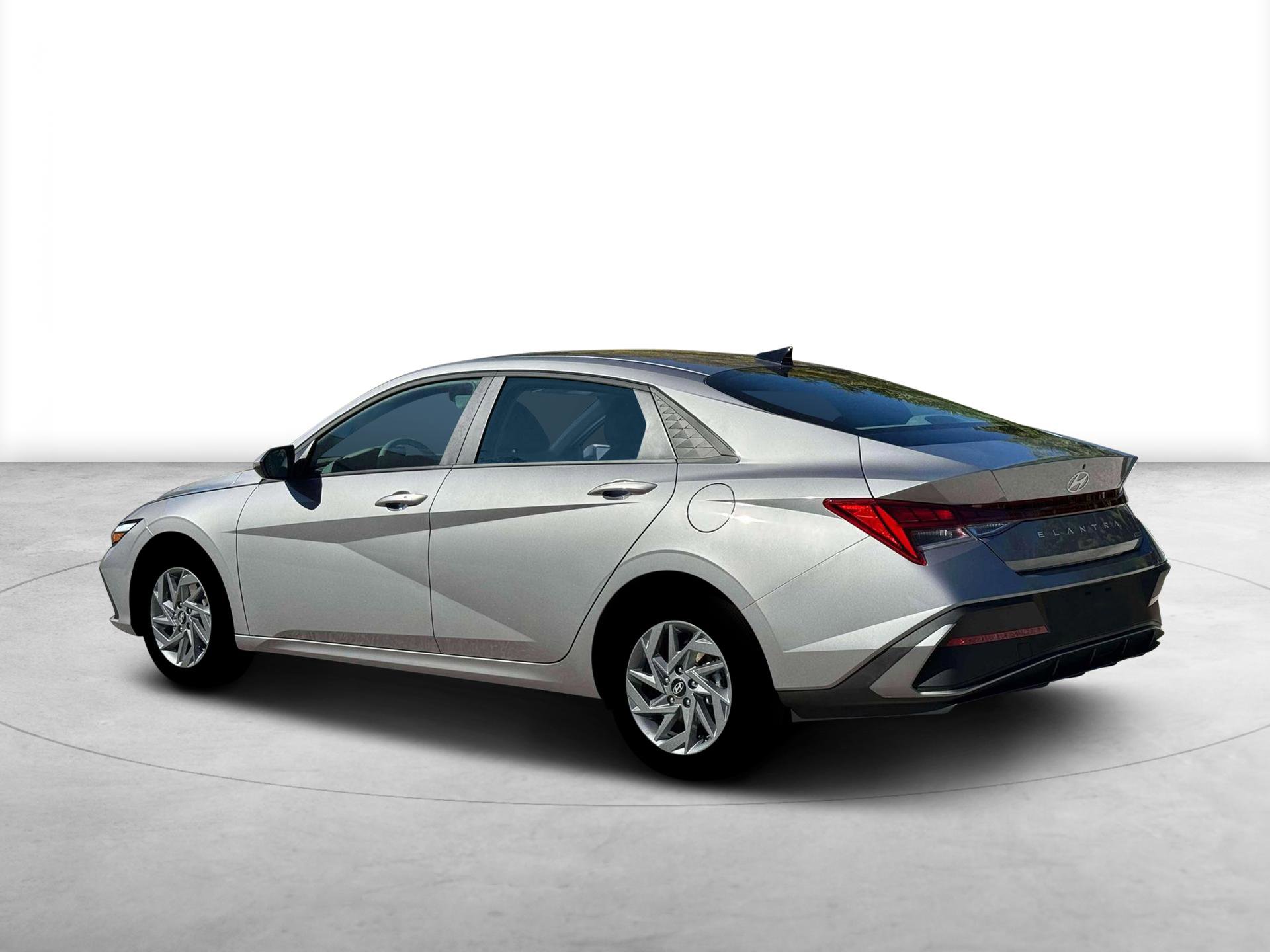 New 2026 Hyundai Elantra Blue image 4