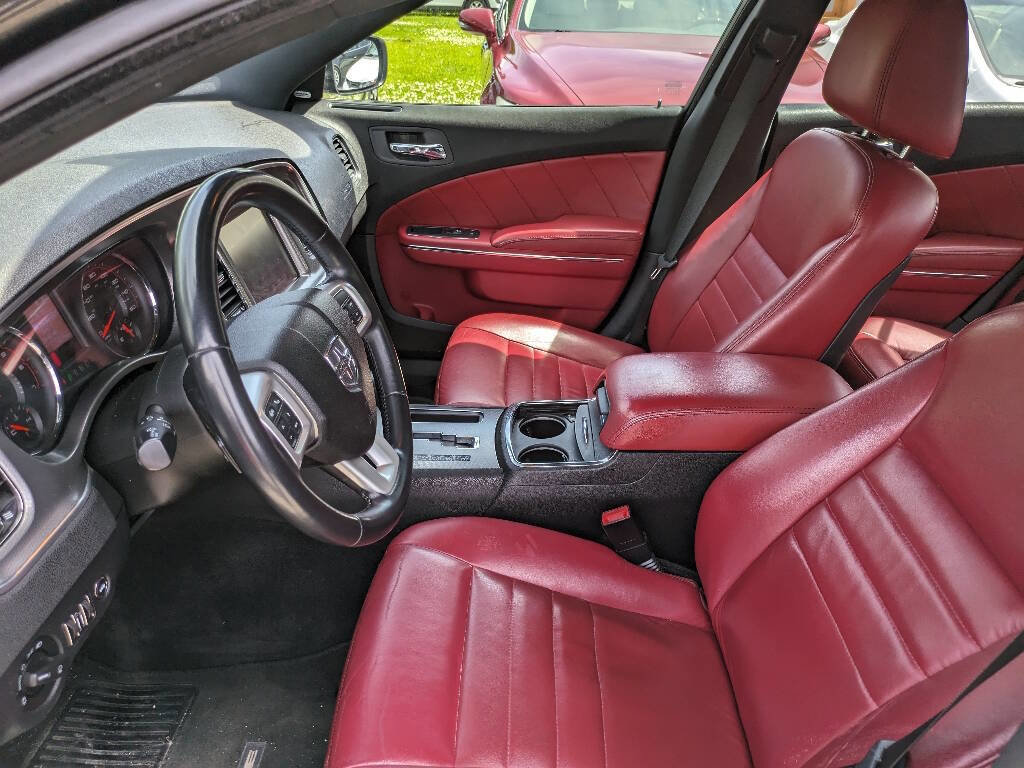 Used 2011 Dodge Charger R/T RWD image 6