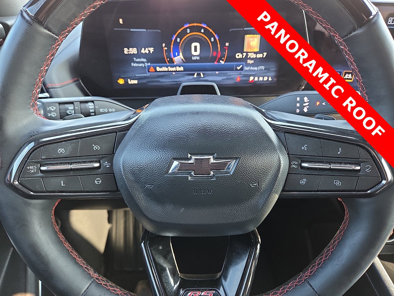 Used 2024 Chevrolet Traverse RS image 24