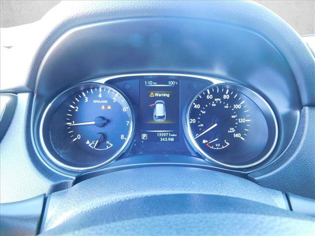 Used 2015 Nissan Rogue S FWD image 17