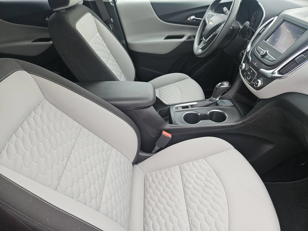 Used 2020 Chevrolet Equinox LS w/ LS Convenience Package FWD image 14