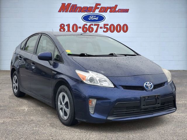 Used 2013 Toyota Prius Two FWD image 2