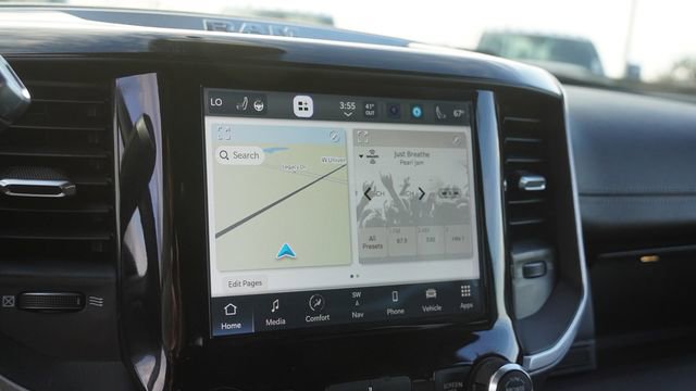 Used 2022 RAM 3500 Laramie image 21