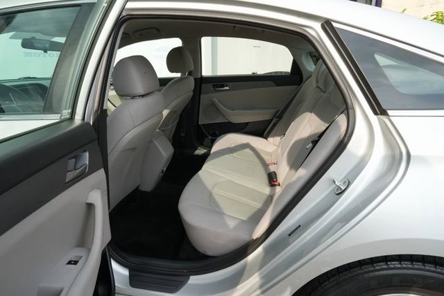 Used 2018 Hyundai Sonata SE FWD image 18