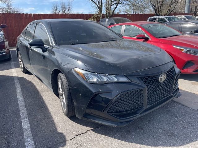 Used 2021 Toyota Avalon XLE image 4