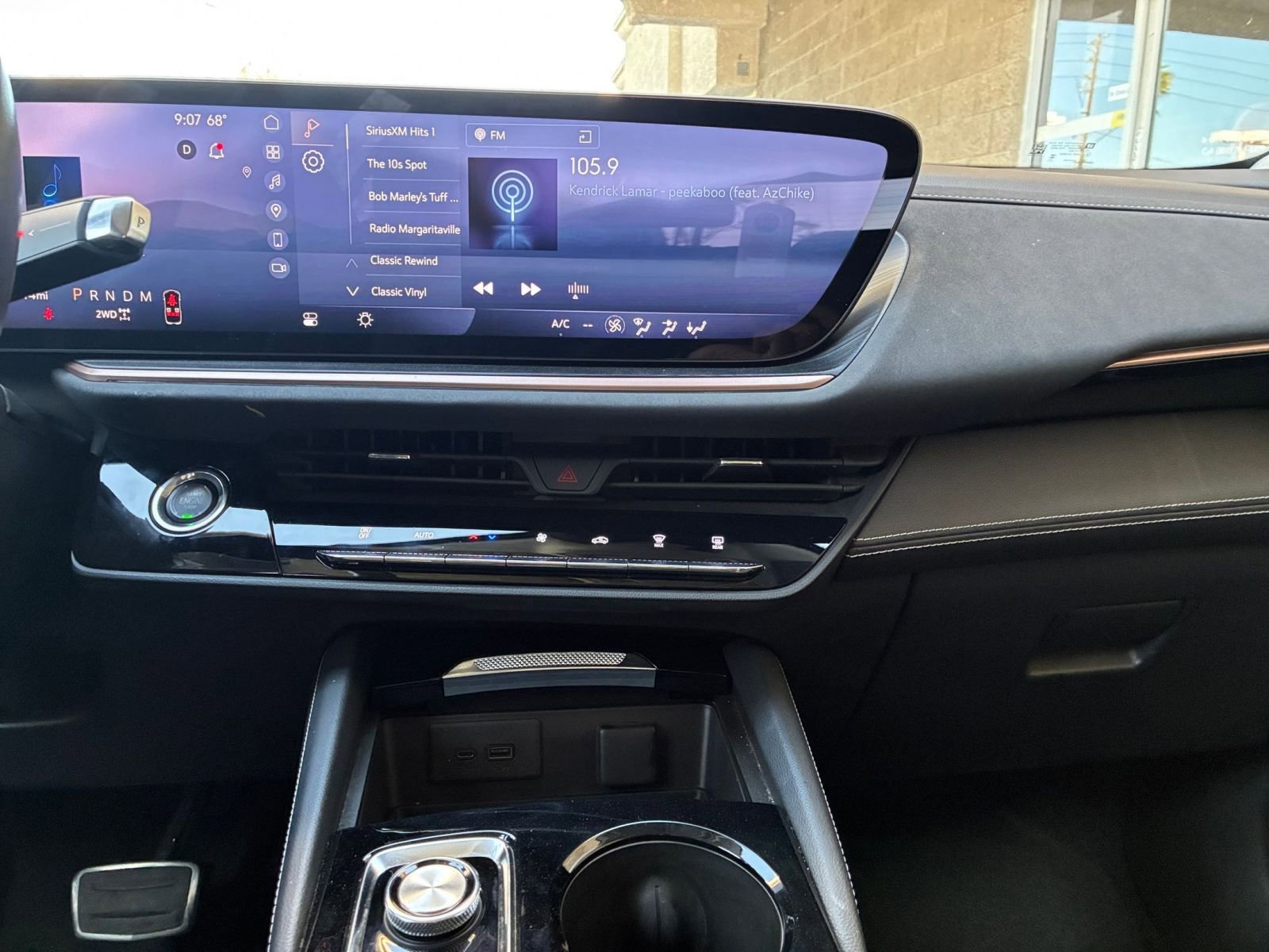 Used 2024 Buick Envision Sport Touring image 17