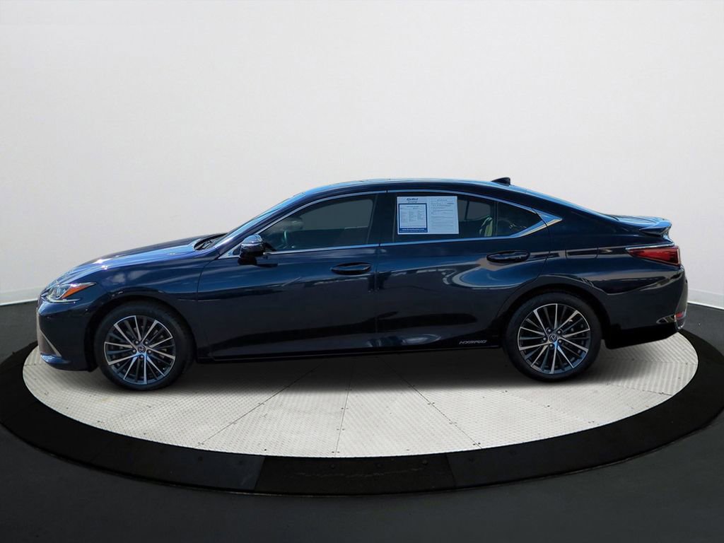 Used 2022 Lexus ES 300h w/ Premium Package image 7