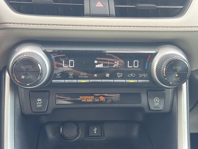 Used 2022 Toyota RAV4 XLE FWD image 20