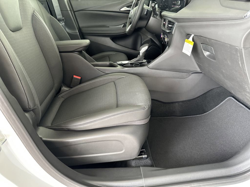 New 2026 Buick Encore GX Preferred w/ Comfort Package FWD image 35