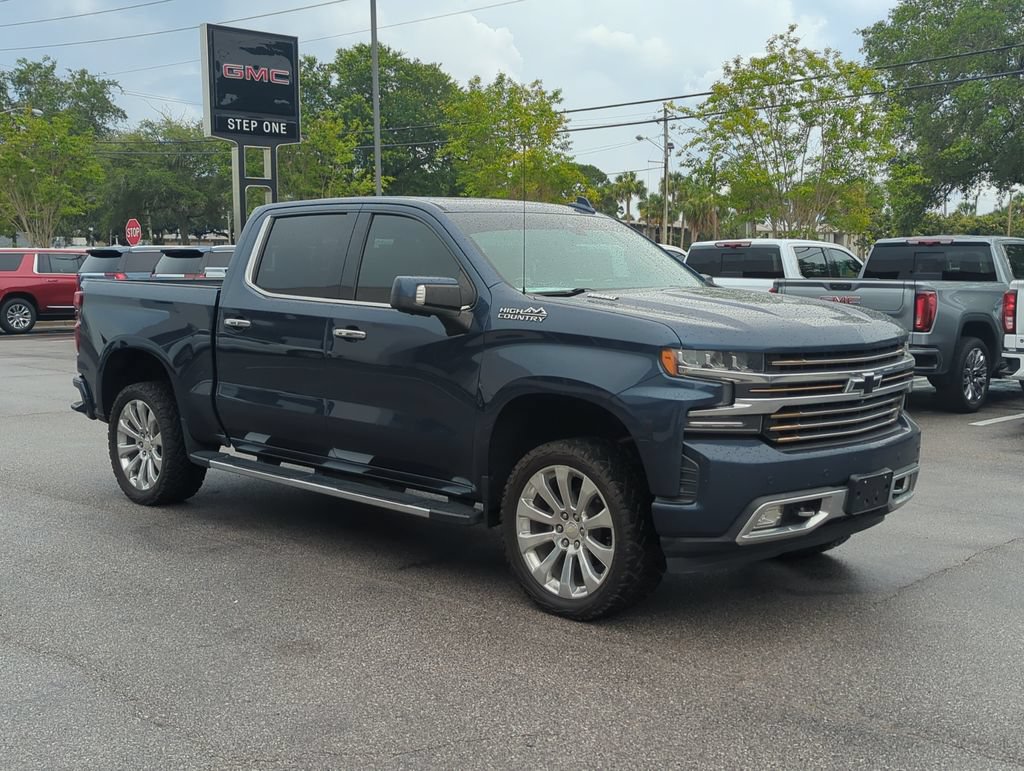 Used 2020 Chevrolet Silverado 1500 High Country w/ Technology Package AWD/4WD image 7