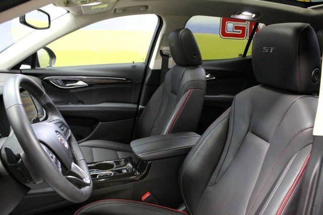 Certified 2023 Buick Envision Essence w/ Sport Touring Package image 20