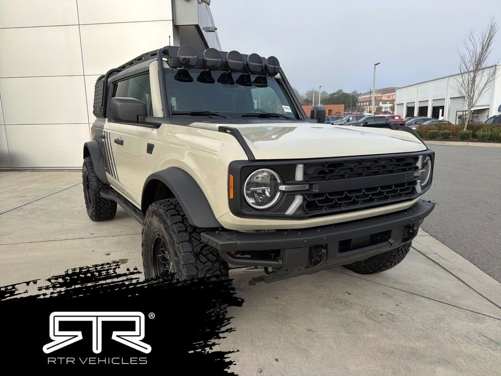 New 2025 Ford Bronco Big Bend w/ Black Diamond Package image 1