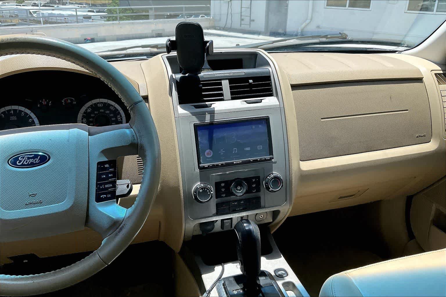 Used 2011 Ford Escape XLT w/ 203A Rapid Spec Order Code AWD/4WD image 15