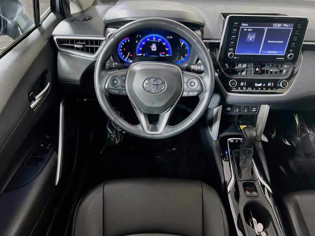 Certified 2022 Toyota Corolla Cross XLE w/ Black Badges Package (TMS) AWD/4WD image 18