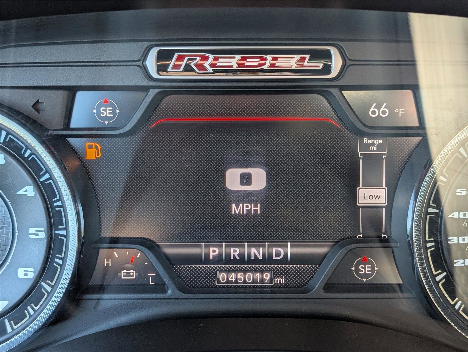 Used 2020 RAM 1500 Rebel image 28