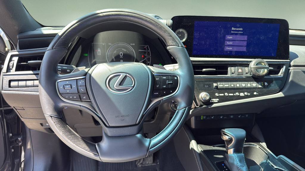 Used 2024 Lexus ES 300h w/ Technology Package FWD image 24