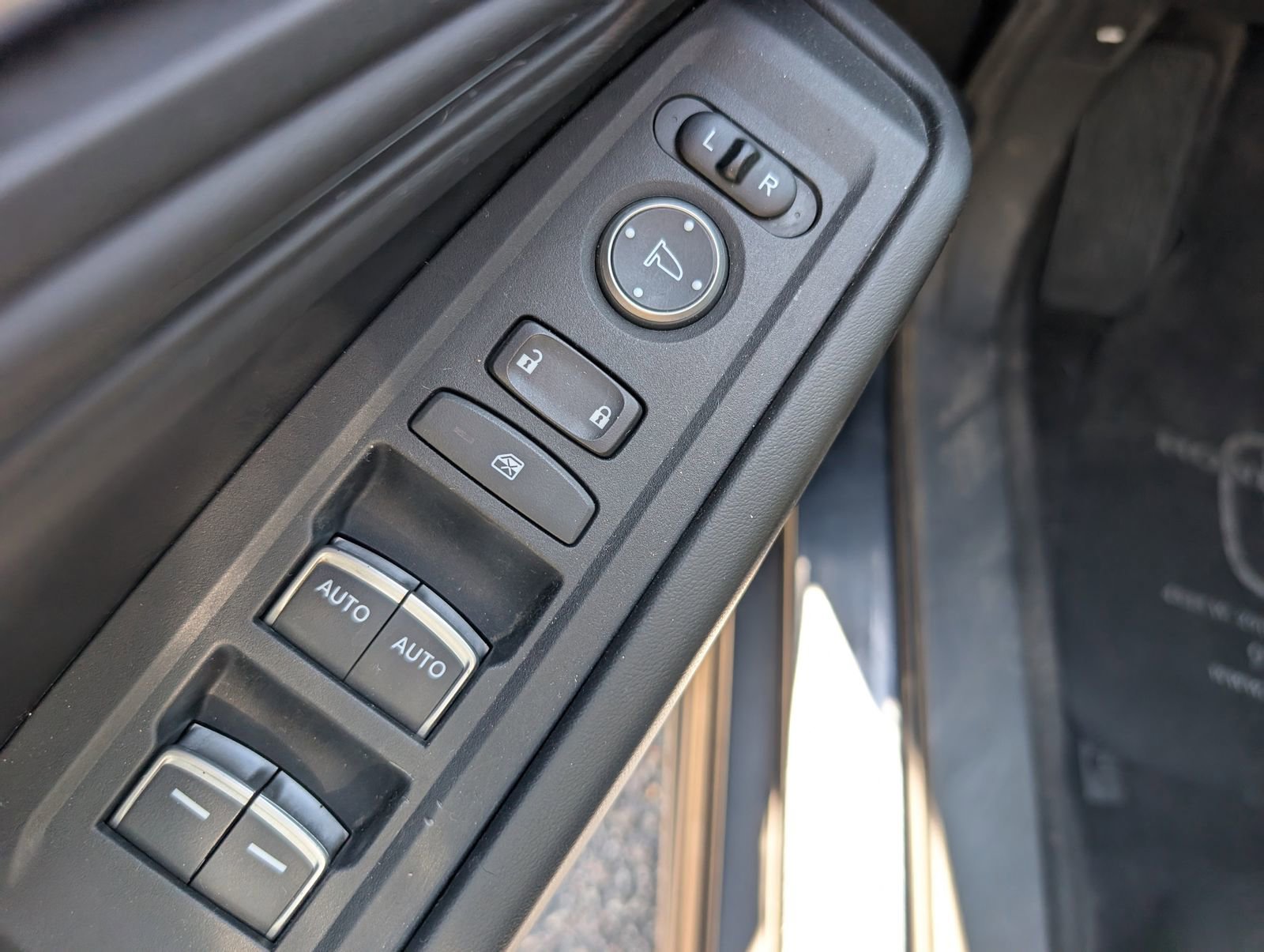 Used 2024 Honda Accord EX image 14