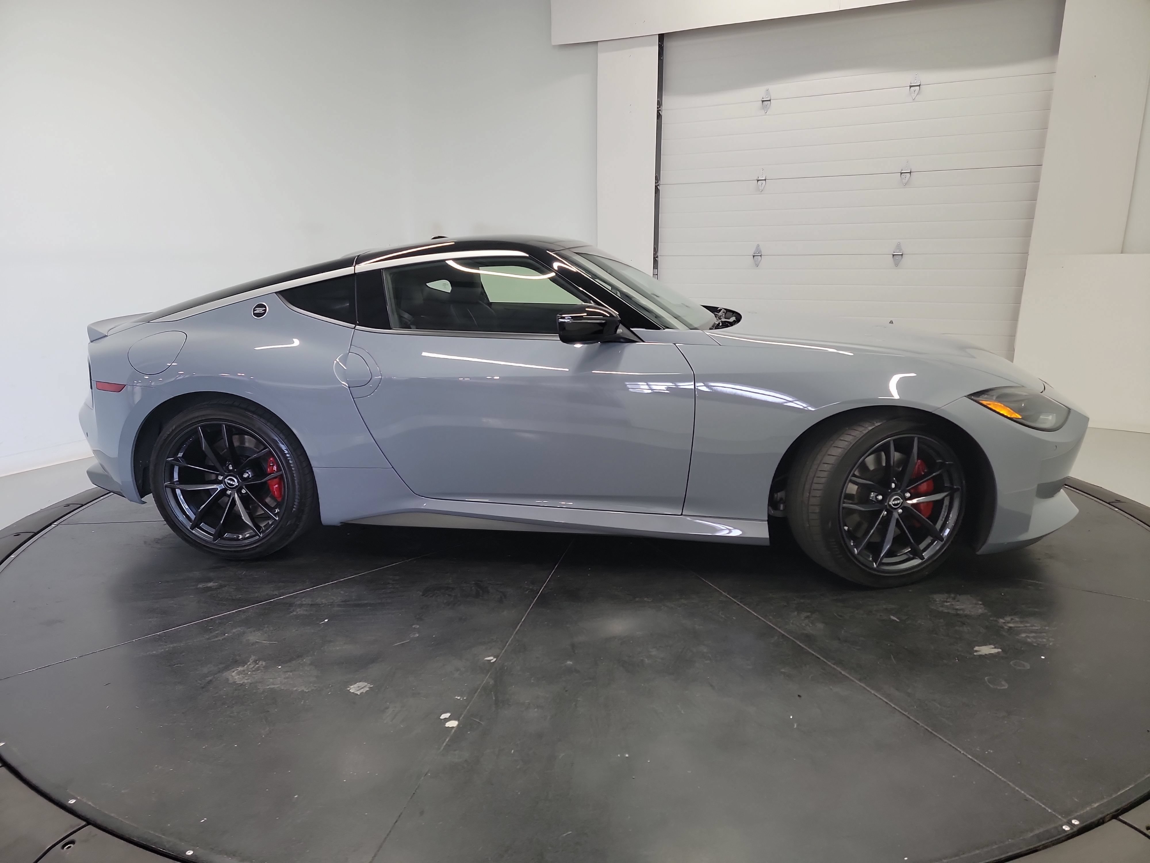 Used 2024 Nissan Z Performance w/ Floor Mat Package RWD image 11