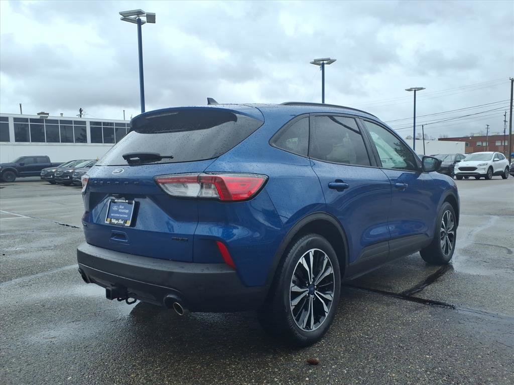 Used 2022 Ford Escape SEL w/ SEL Stealth AWD Package image 6