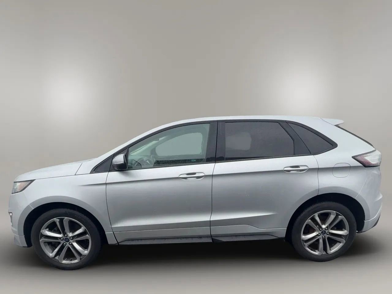 Used 2017 Ford Edge Sport w/ Cargo Accessory Package AWD/4WD image 2