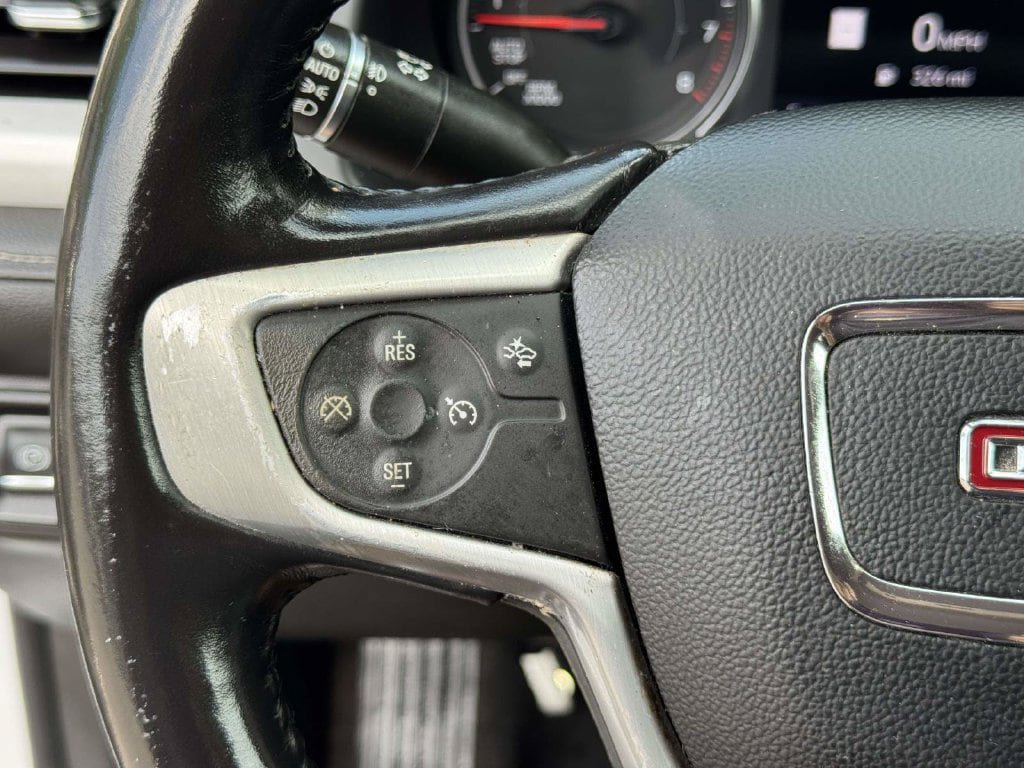 Used 2021 GMC Acadia SLT FWD image 12