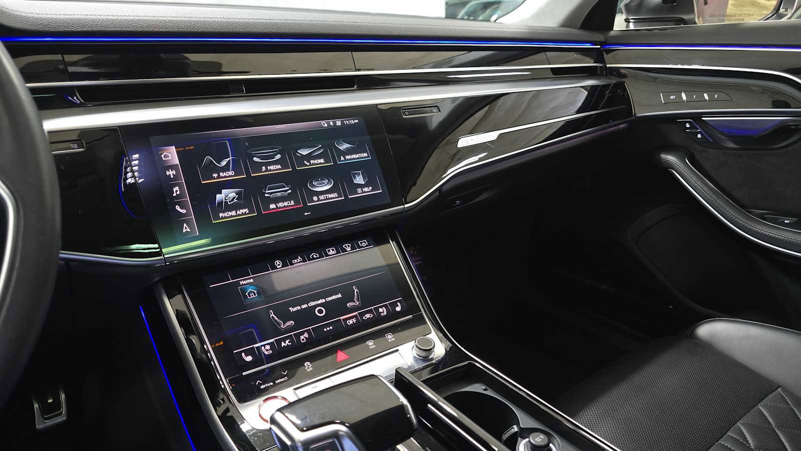 Used 2020 Audi S8 L w/ S8 Executive Package AWD/4WD image 42
