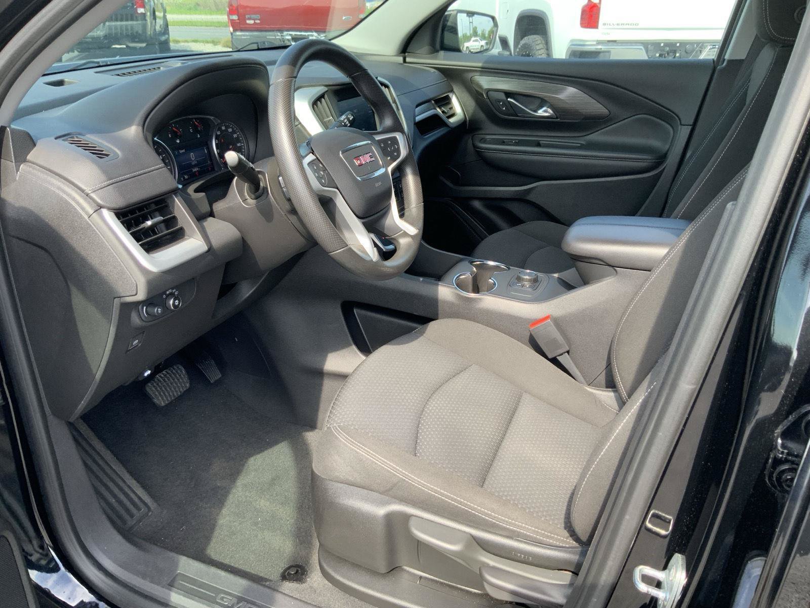 Used 2023 GMC Terrain SLE AWD/4WD image 20