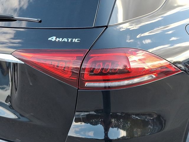 Used 2022 Mercedes-Benz GLE 350 4MATIC w/ Premium Package image 12