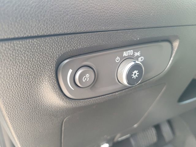 Used 2024 Buick Encore GX Sport Touring image 19