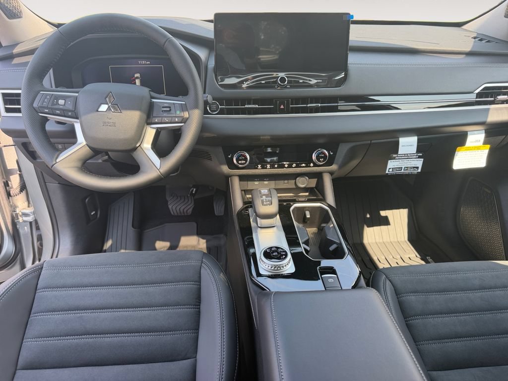 New 2026 Mitsubishi Outlander SE FWD image 10