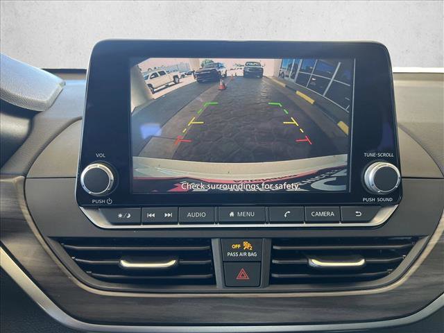 Used 2025 Nissan Altima 2.5 SV image 13