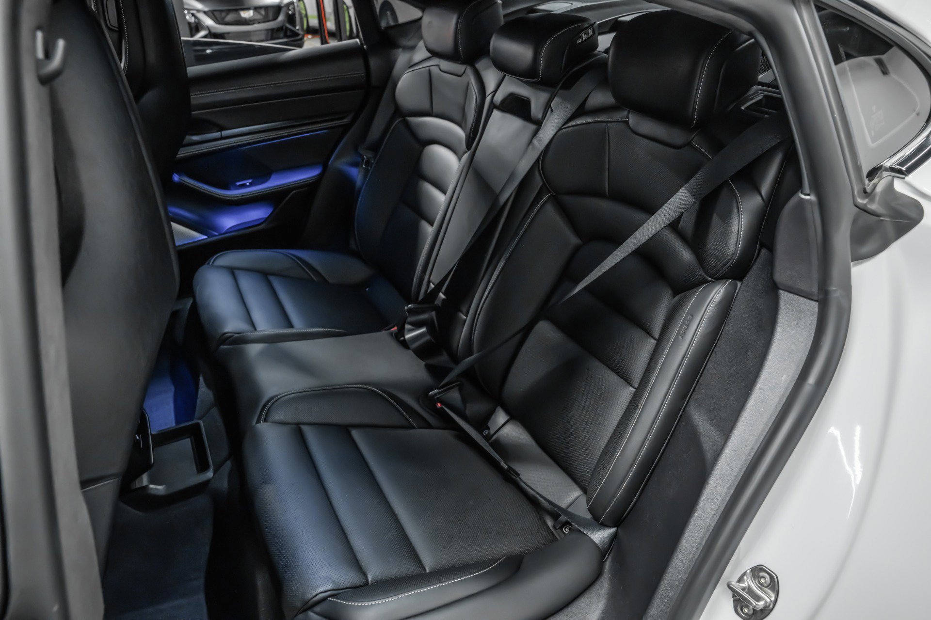 Used 2022 Porsche Taycan Turbo S image 15