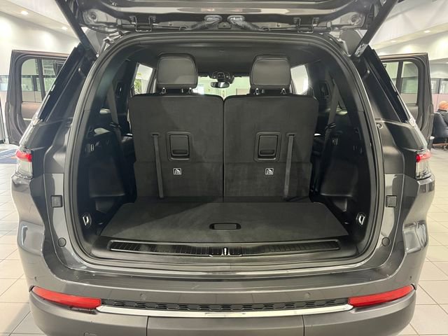 Used 2025 Jeep Grand Cherokee L Limited image 10