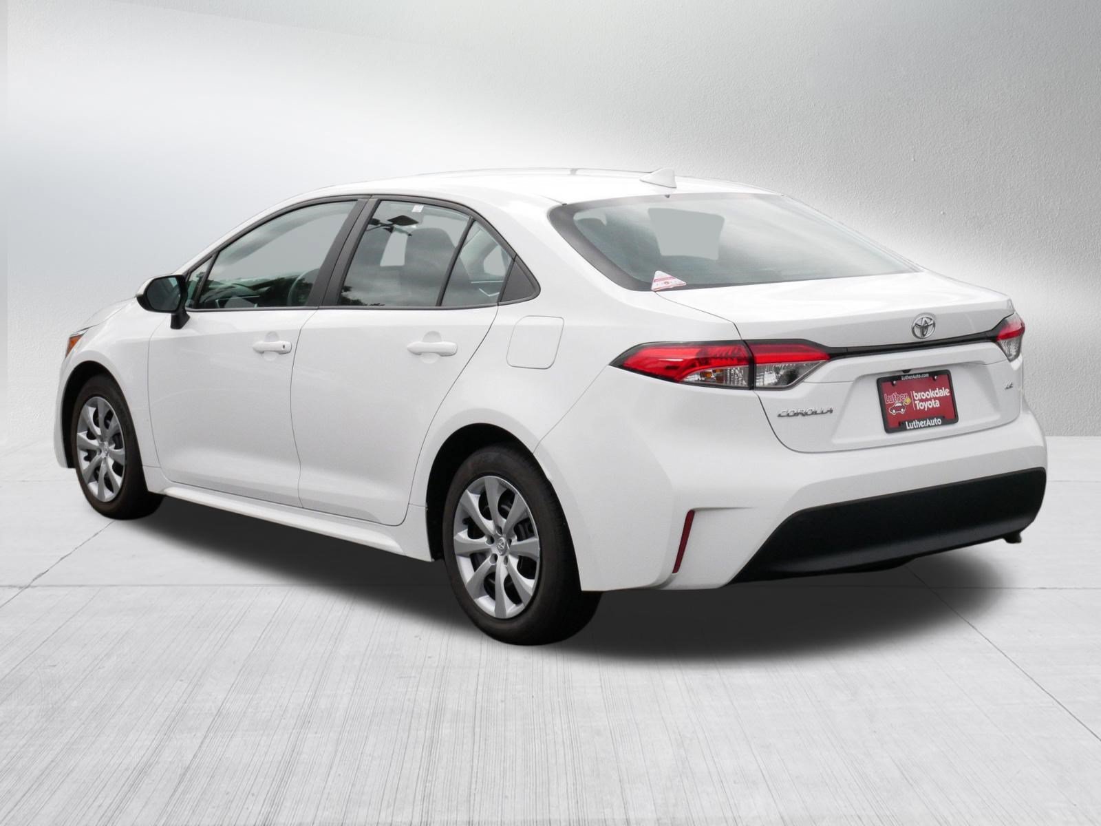 Certified 2023 Toyota Corolla LE FWD image 5