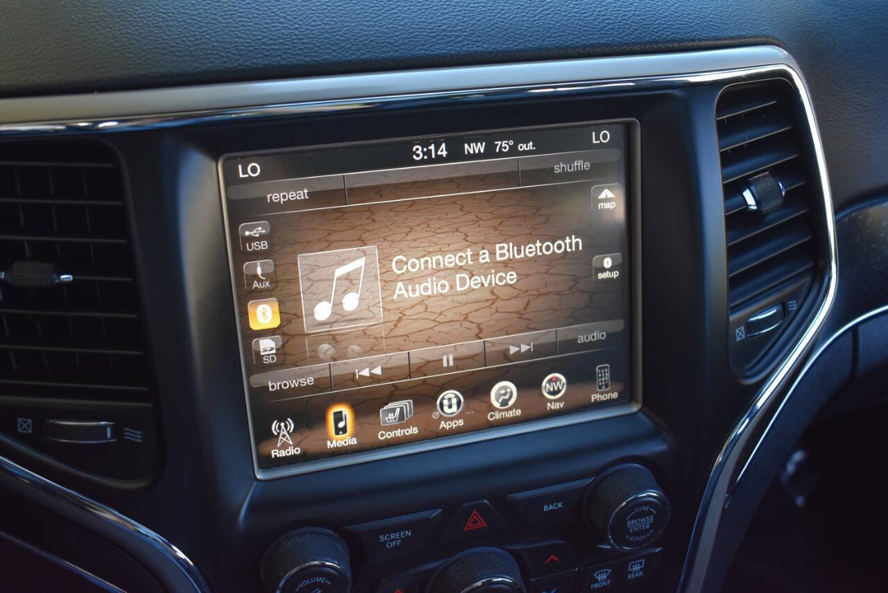 Used 2015 Jeep Grand Cherokee Limited w/ Luxury Group II AWD/4WD image 34