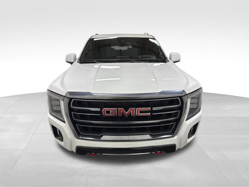 Used 2023 GMC Yukon XL AT4 w/ AT4 Premium Package AWD/4WD image 2