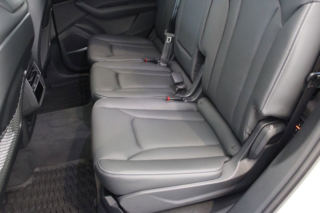 New 2026 Audi Q7 3.0T Prestige image 23