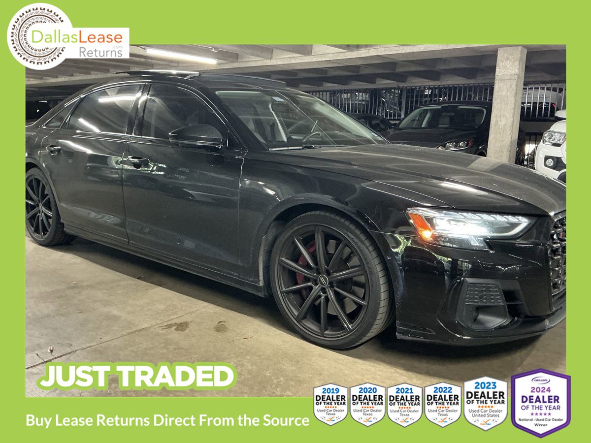 Used 2023 Audi S8 AWD/4WD image 1