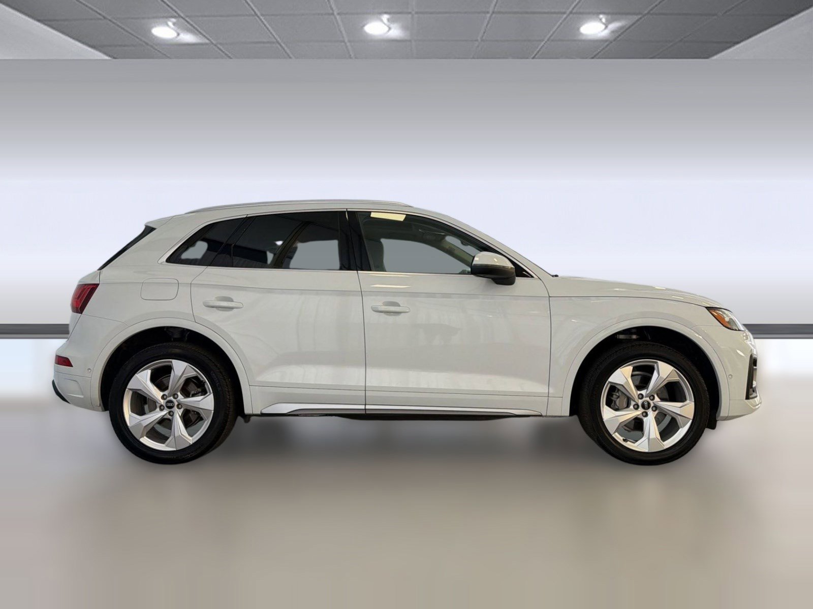 Used 2021 Audi Q5 Prestige w/ Prestige Package image 8