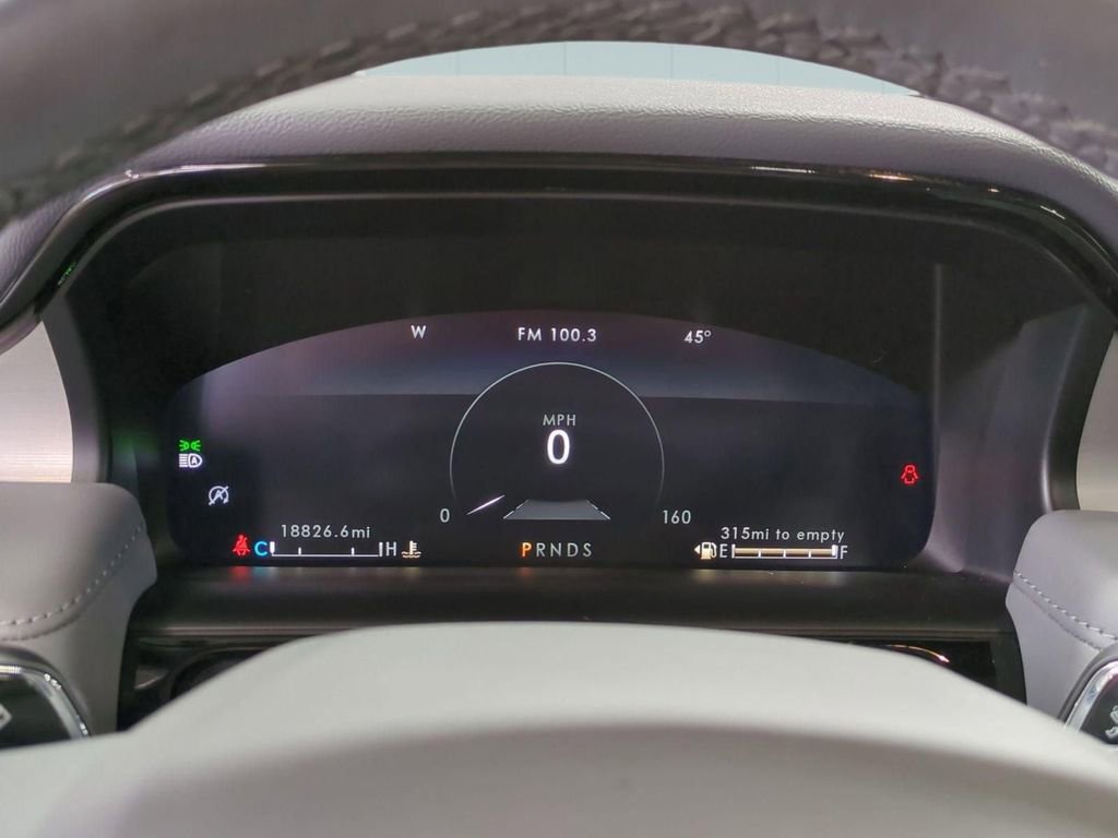 Certified 2021 Lincoln Nautilus Reserve w/ Equipment Group 201A image 18