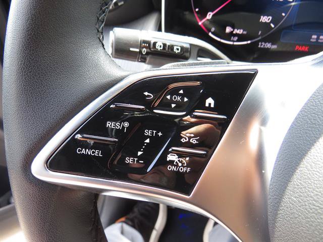 Used 2026 Mercedes-Benz GLC 300 4MATIC image 11