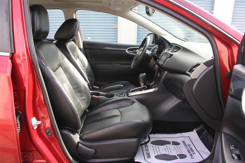 Used 2018 Nissan Sentra SR w/ Premium Package (P02) FWD image 18
