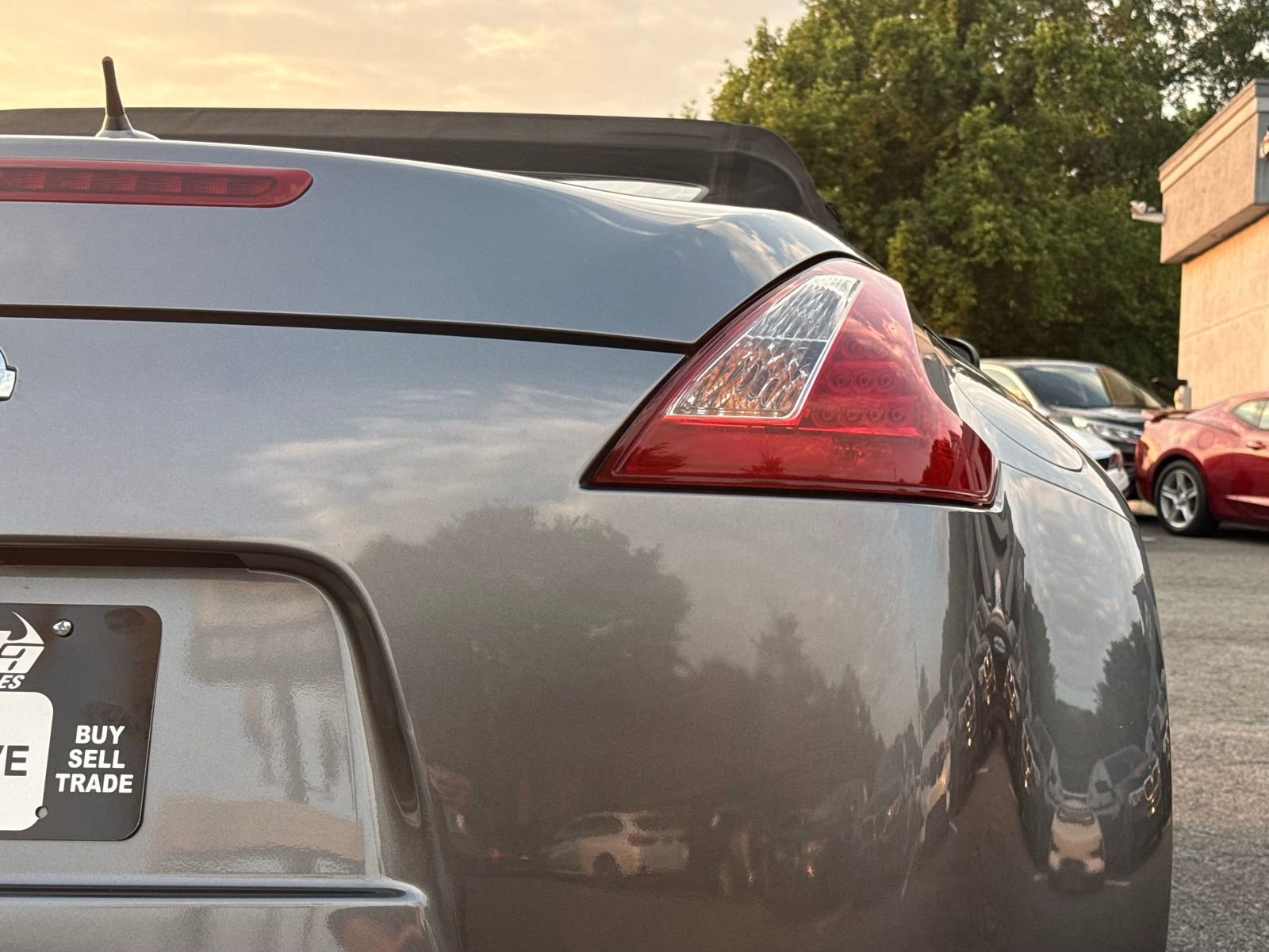 Used 2014 Nissan 370Z Touring RWD image 10