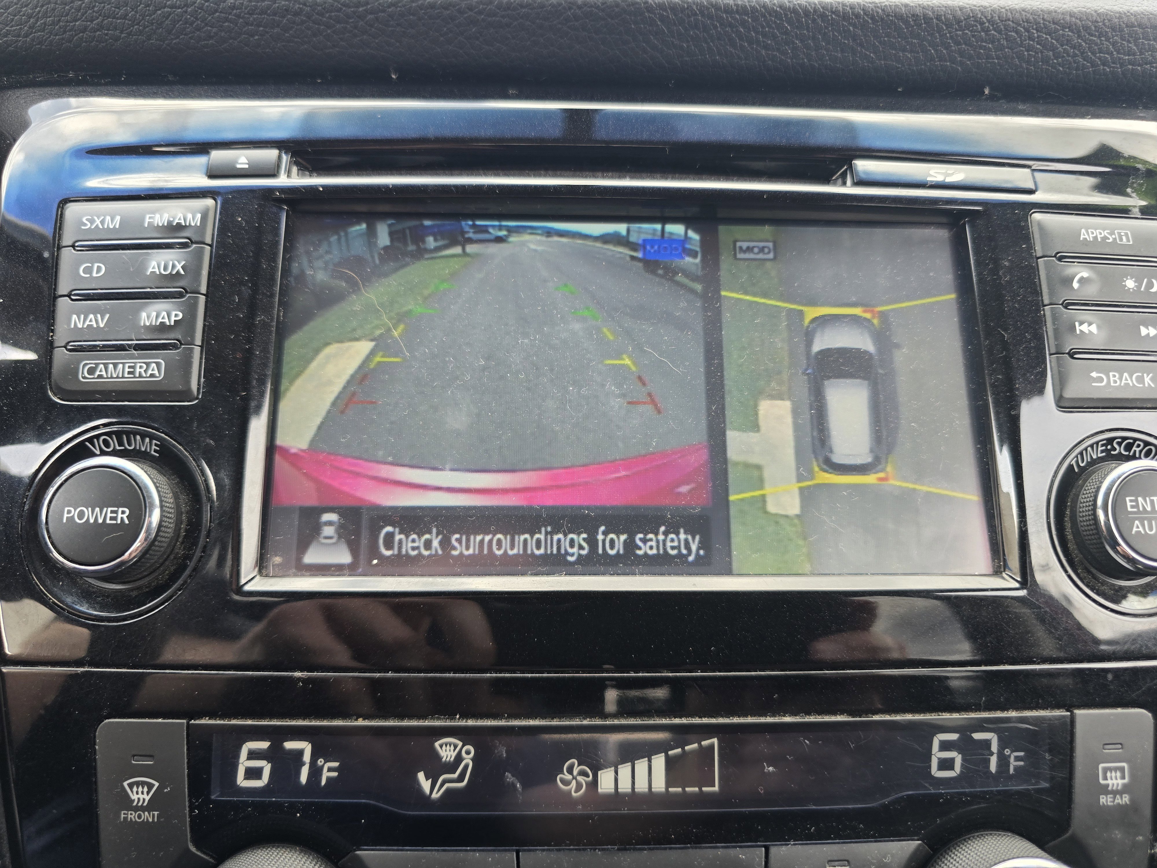 Used 2017 Nissan Rogue SV w/ Sun & Sound Touring Package image 18