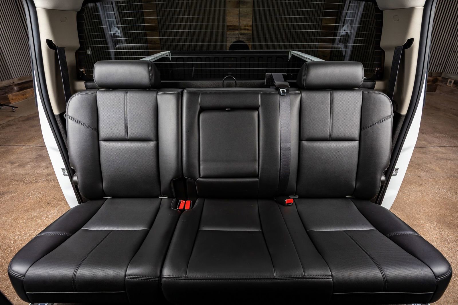 Used 2014 Chevrolet Silverado 2500 LTZ w/ LTZ Plus Package image 32